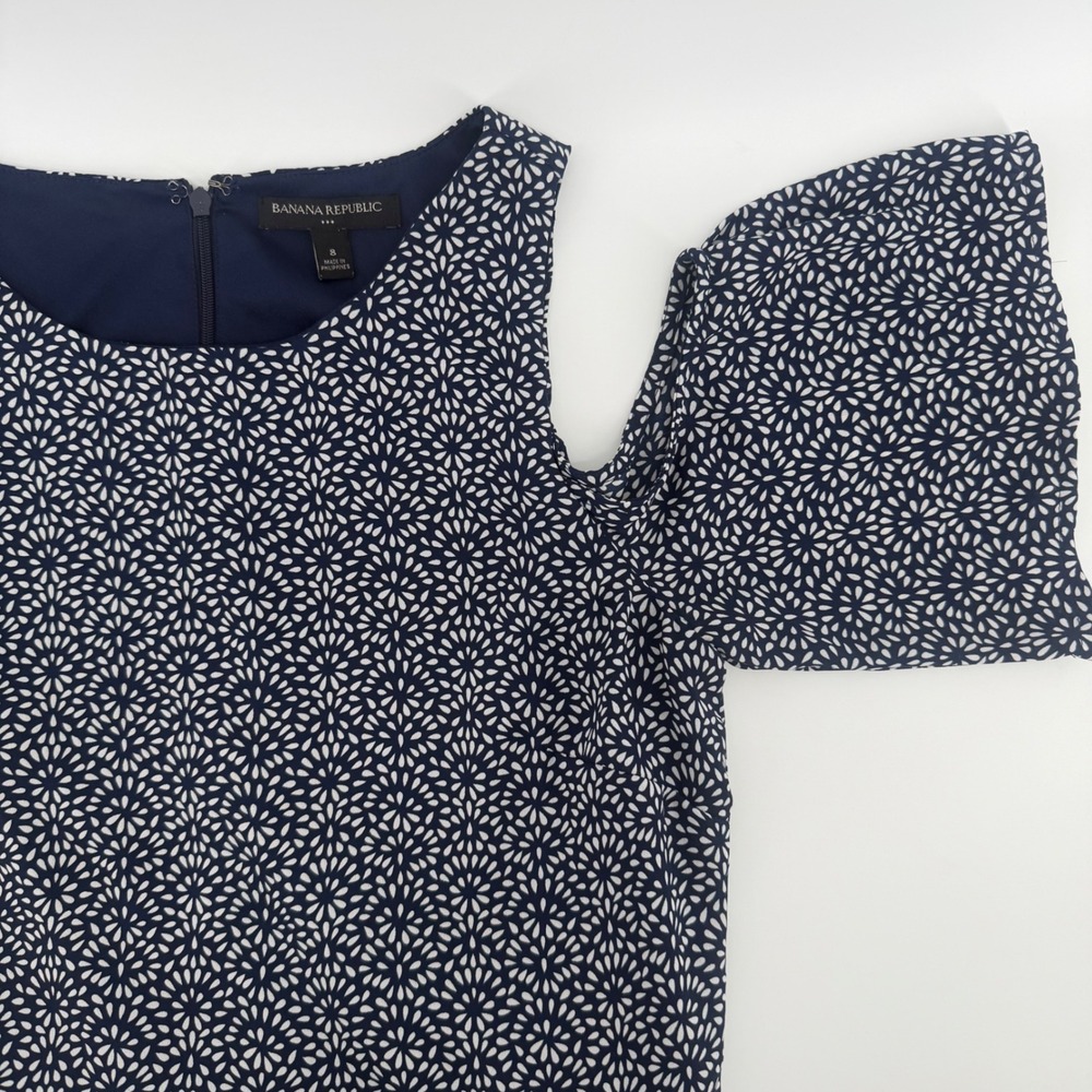 Banana Republic Navy White Cold Shoulder Fit Flare Dress Size 8 Geometric Print